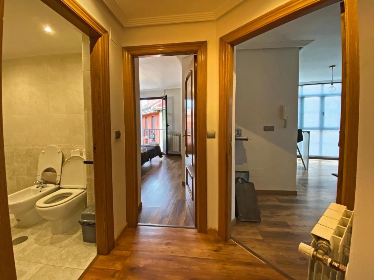Apartamento Melisa Vut700 Apartment Леон Екстериор снимка