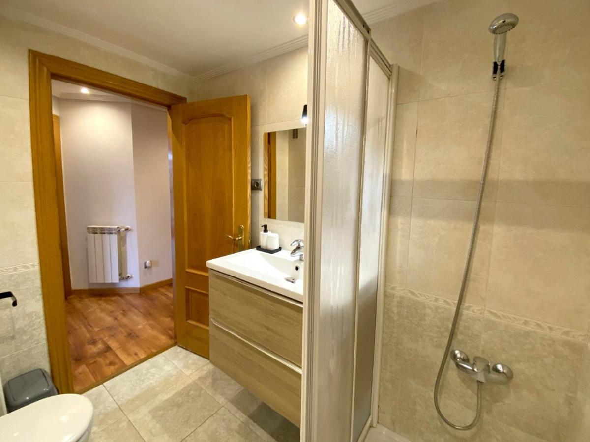 Apartamento Melisa Vut700 Apartment Леон Екстериор снимка